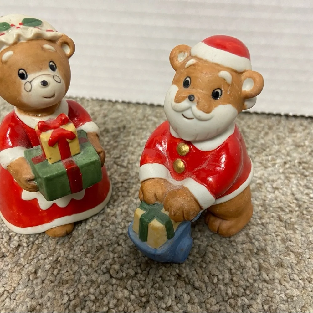 Vintage Christmas Bear Figurines in Red and Green Mrs. And Santa Claus. Set of 2